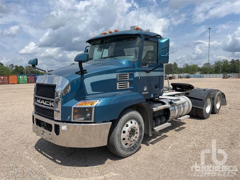 Mack AN64T 曳引機組件