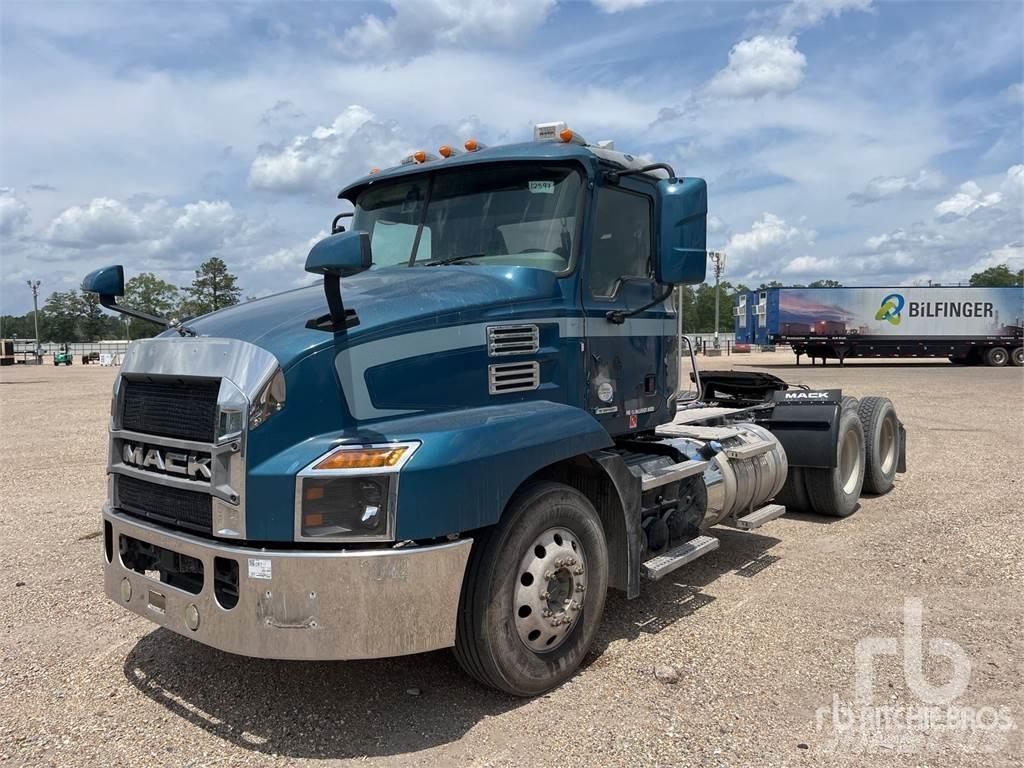 Mack AN64T 曳引機組件