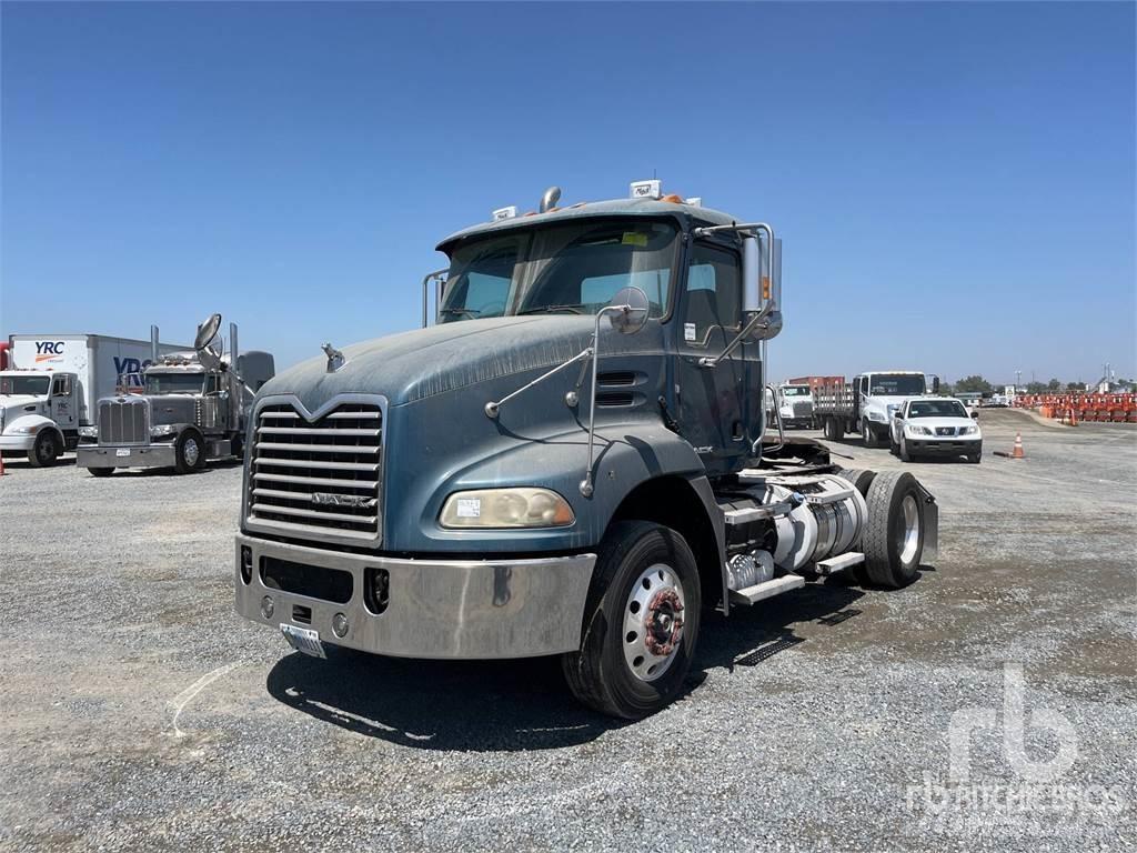 Mack CH612 曳引機組件