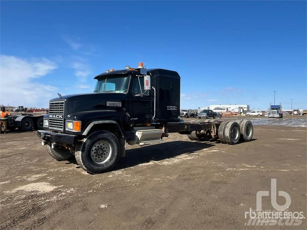 Mack CH613 商用底盤車