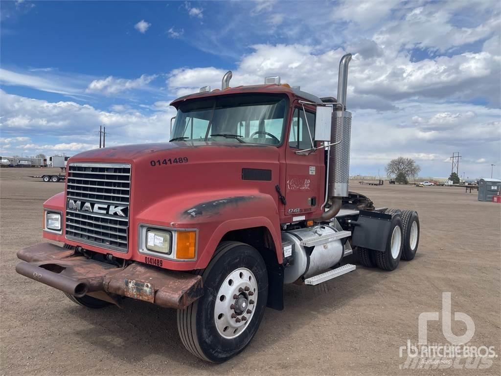 Mack CH613 曳引機組件