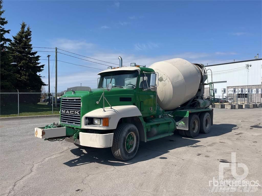 Mack CH613 混凝土車