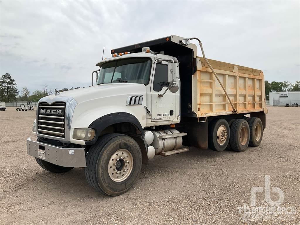 Mack CTP713 傾卸式卡車