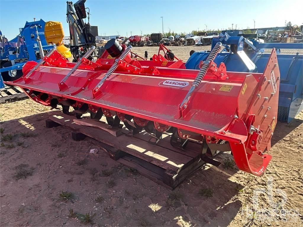 Maschio C300 雙輪曳引機與耕耘機
