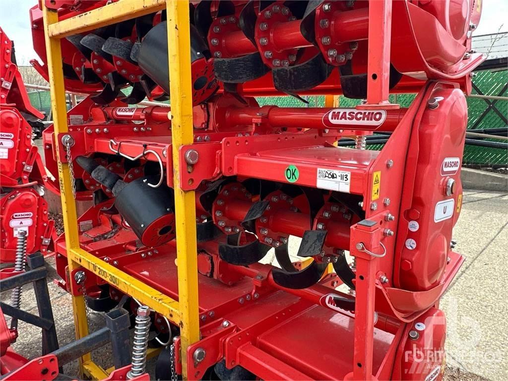 Maschio U205 雙輪曳引機與耕耘機