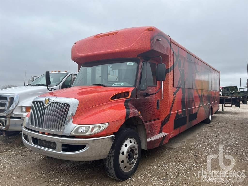 Navistar PC505 公路客運汽車