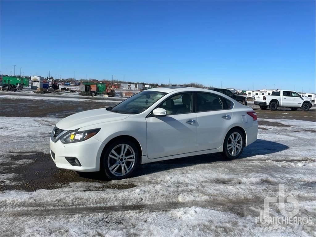 Nissan ALTIMA 汽車