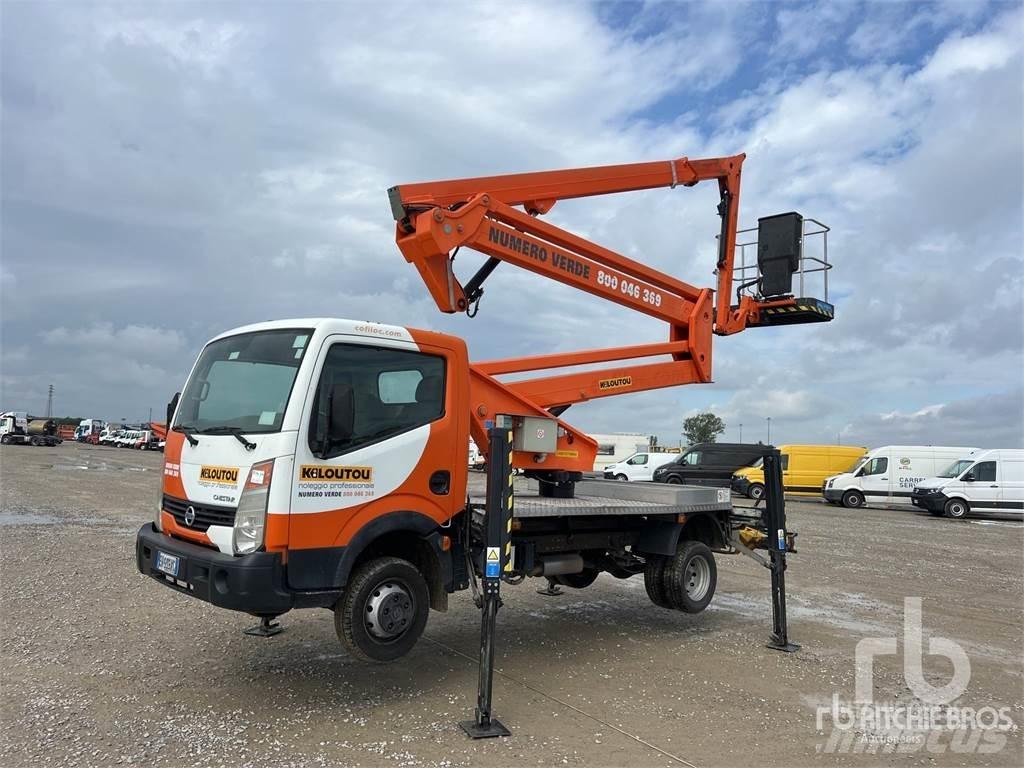 Nissan CABSTAR 拖車裝載高空作業平台
