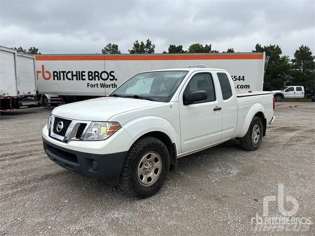 Nissan FRONTIER 皮卡.傳統半斗卡車/側卸板