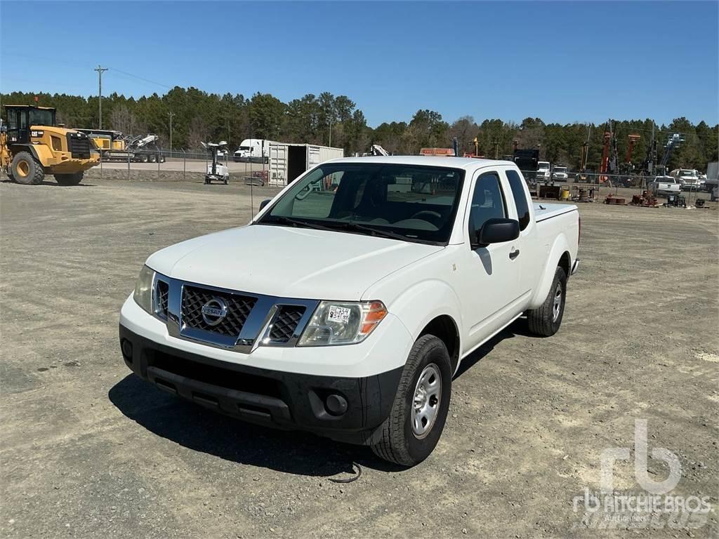Nissan FRONTIER 皮卡.傳統半斗卡車/側卸板