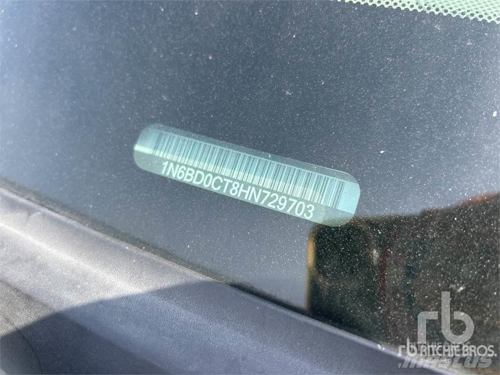 Nissan FRONTIER 皮卡.傳統半斗卡車/側卸板