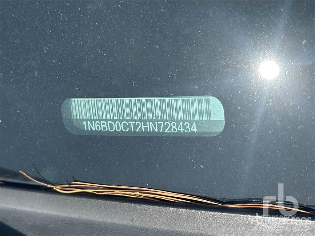 Nissan FRONTIER 皮卡.傳統半斗卡車/側卸板