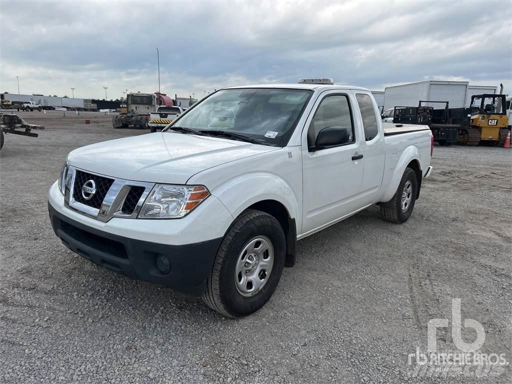 Nissan FRONTIER 皮卡.傳統半斗卡車/側卸板