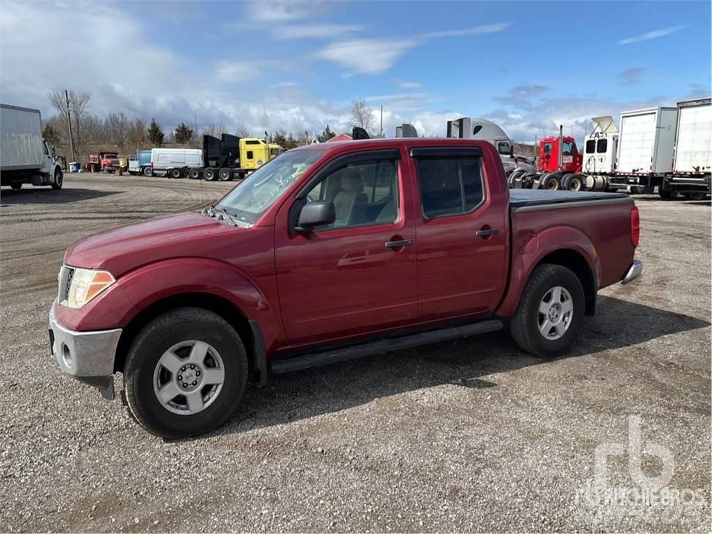 Nissan FRONTIER 皮卡.傳統半斗卡車/側卸板