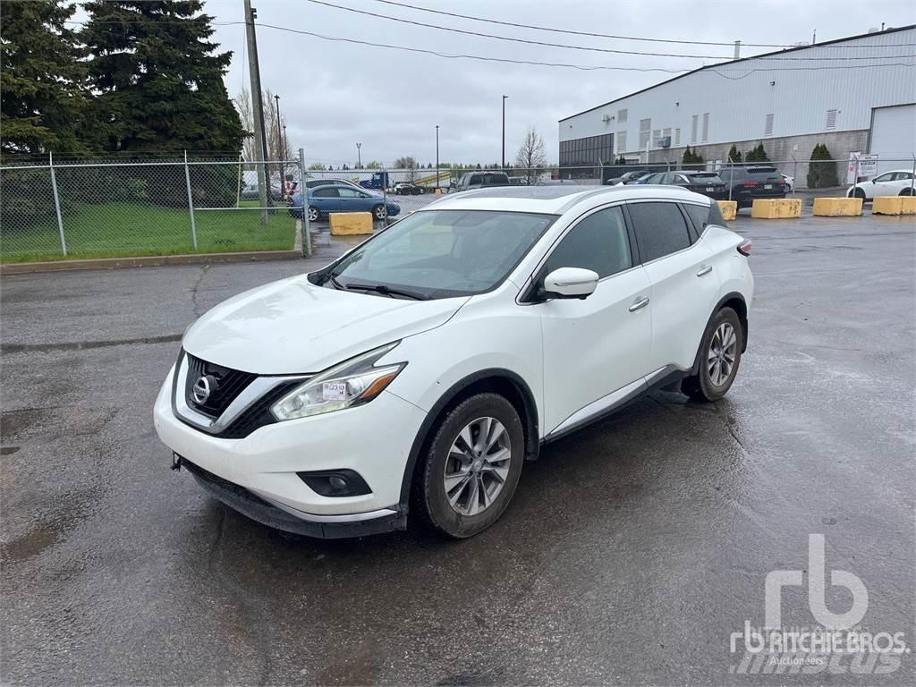 Nissan MURANO 皮卡.傳統半斗卡車/側卸板