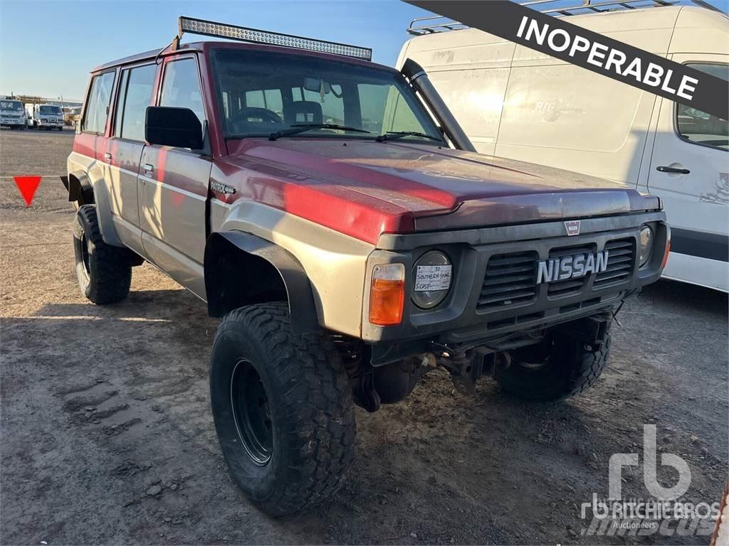 Nissan PATROL 皮卡.傳統半斗卡車/側卸板