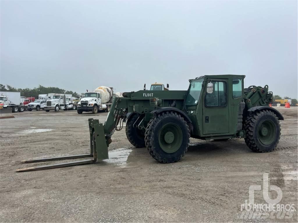 Oshkosh MMV3 伸縮臂操作車
