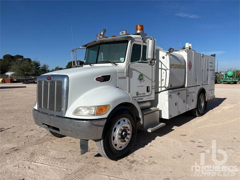 Peterbilt 335 運油車