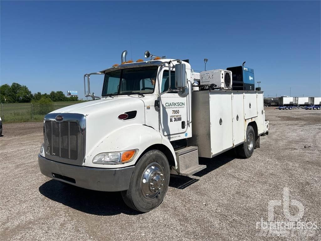 Peterbilt 335 都市/通用型車輛