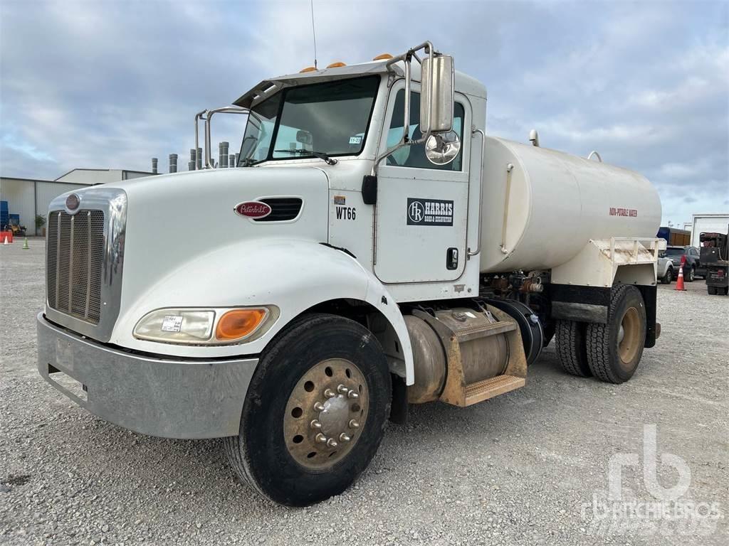 Peterbilt 337 水車