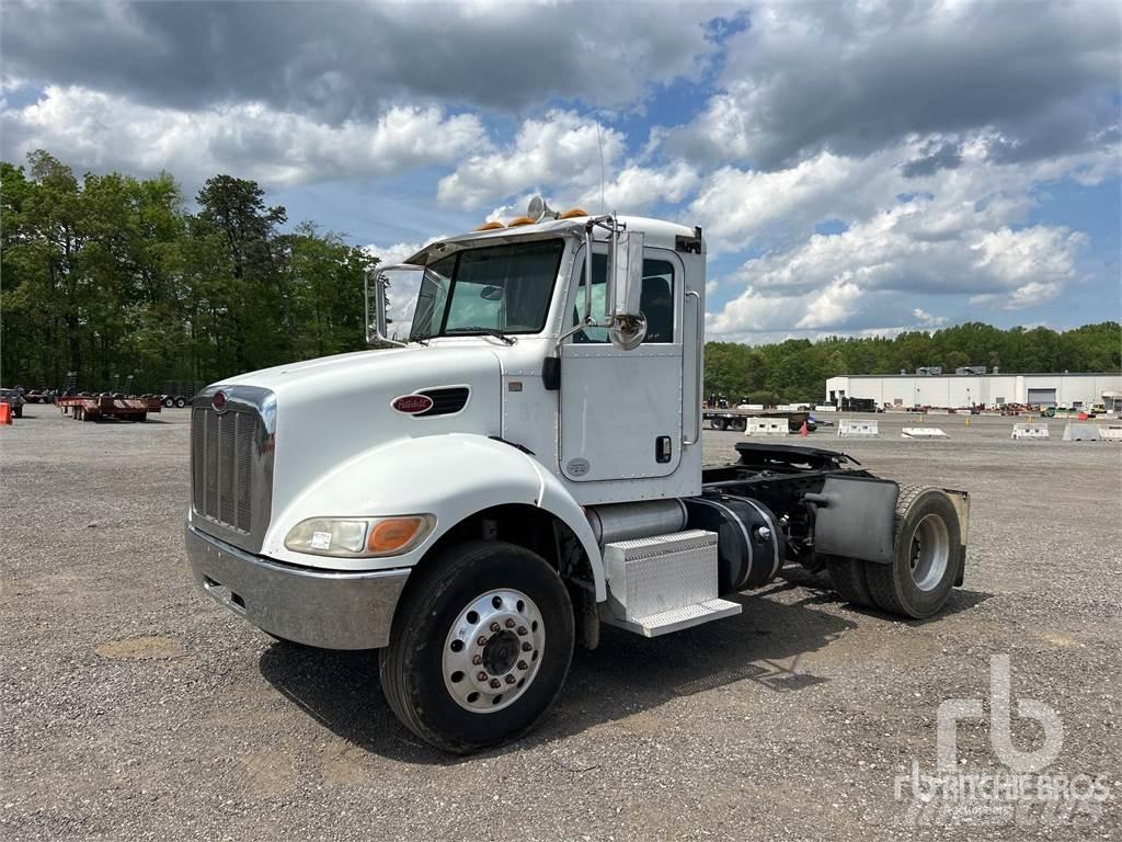 Peterbilt 337 曳引機組件