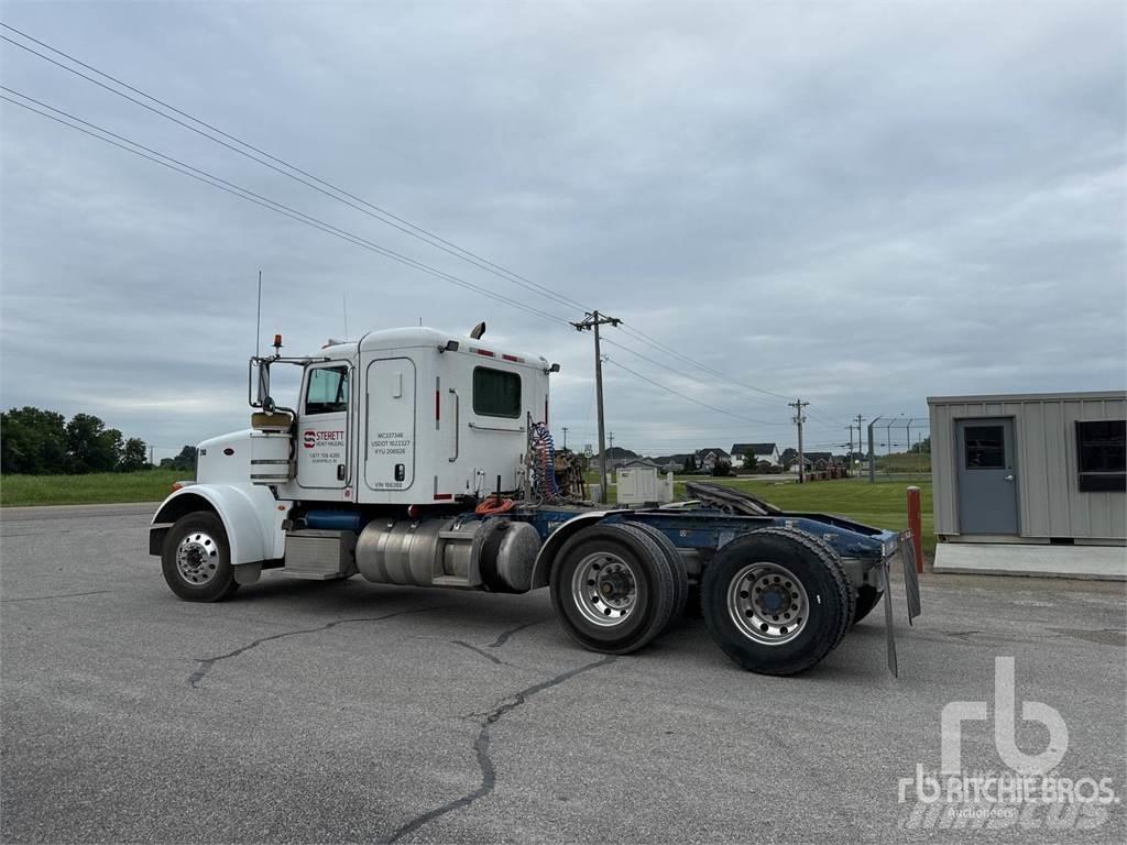 Peterbilt 367 曳引機組件