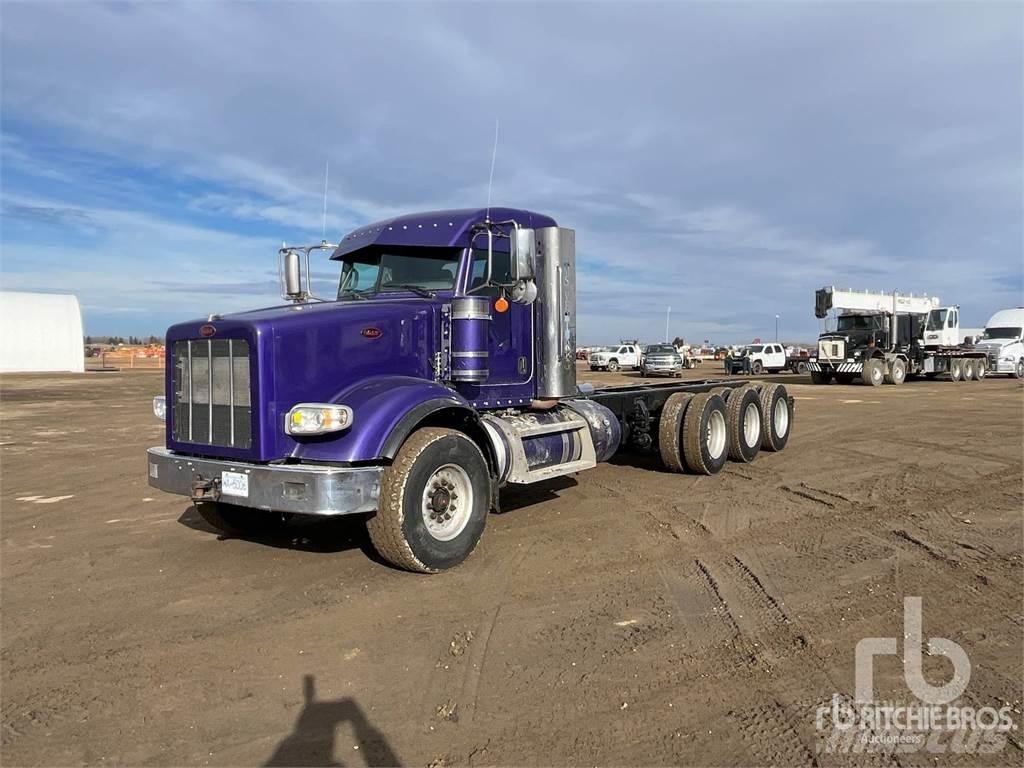 Peterbilt 367 商用底盤車