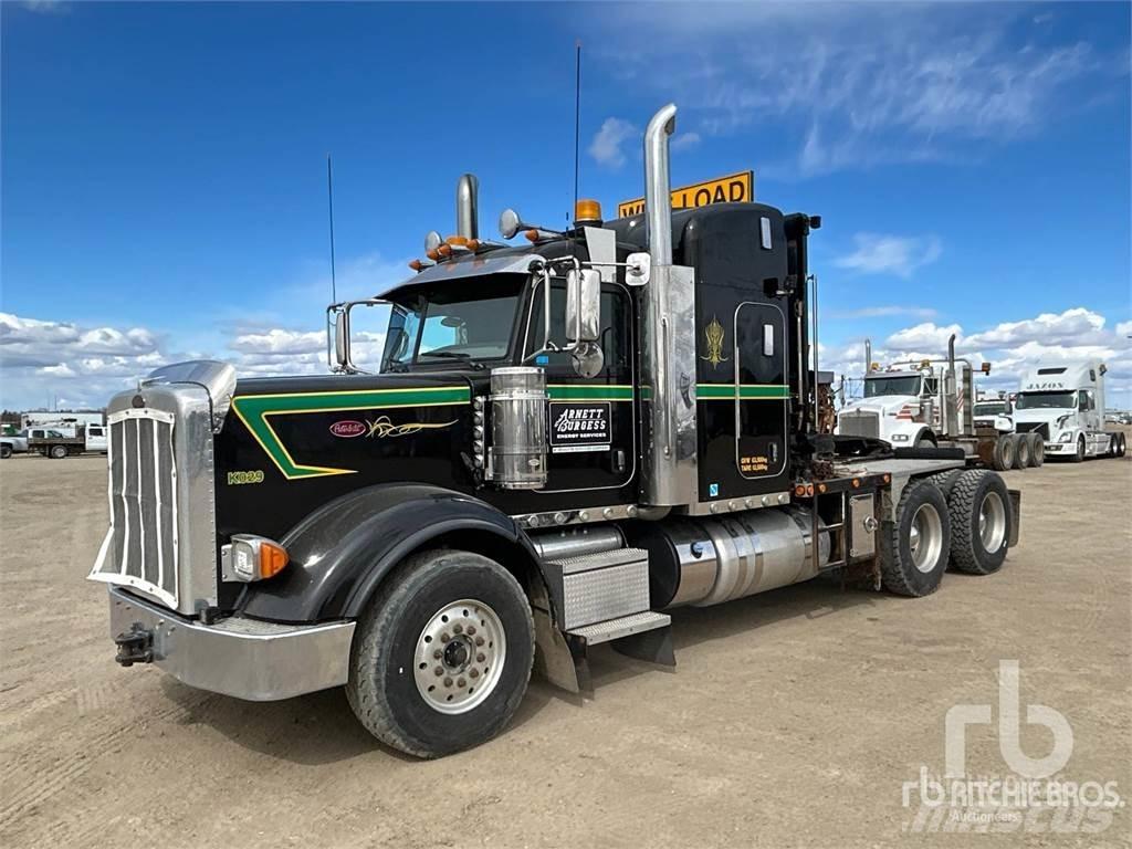 Peterbilt 367 平板 / 絞盤 卡車