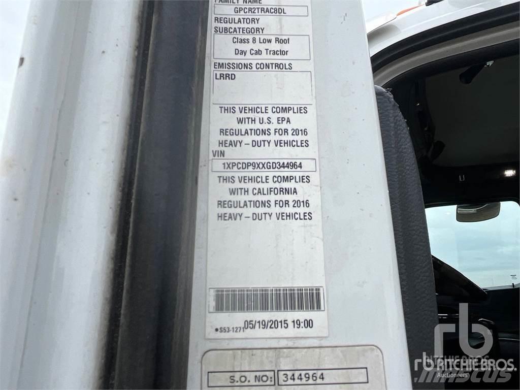 Peterbilt 567 曳引機組件