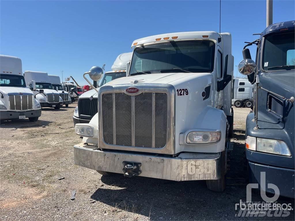 Peterbilt 567 曳引機組件