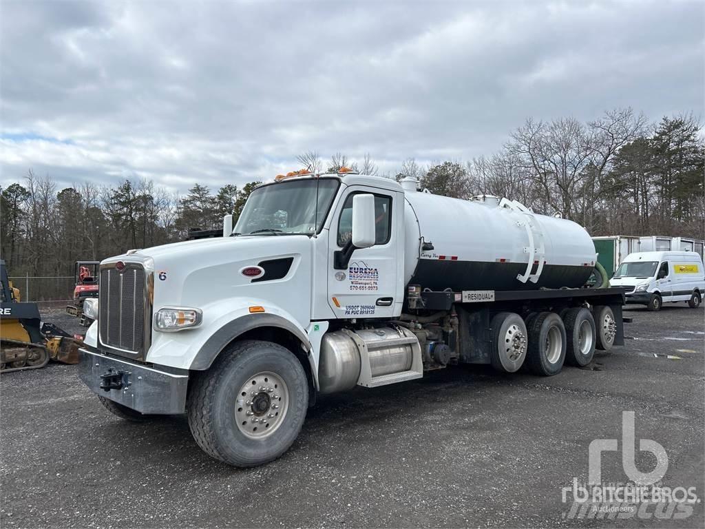 Peterbilt 567 組合/真空油槽車