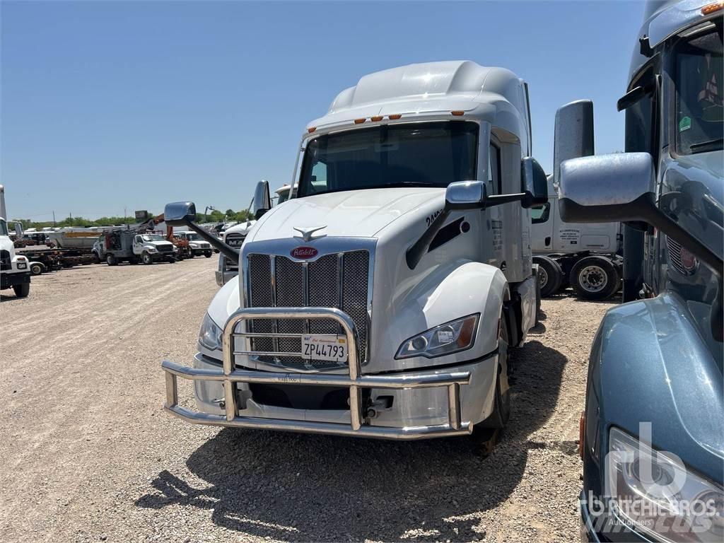Peterbilt 579 曳引機組件