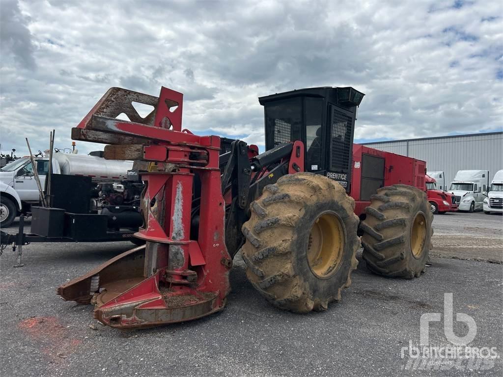 Prentice 2670D 伐木歸堆機