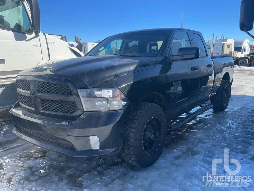 RAM 1500 皮卡.傳統半斗卡車/側卸板