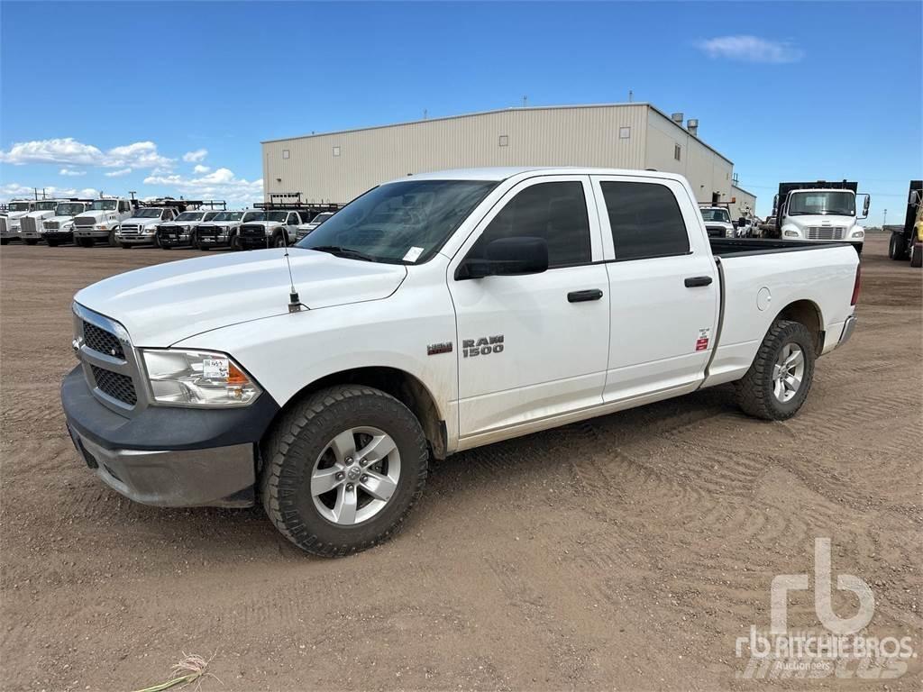 RAM 1500 皮卡.傳統半斗卡車/側卸板