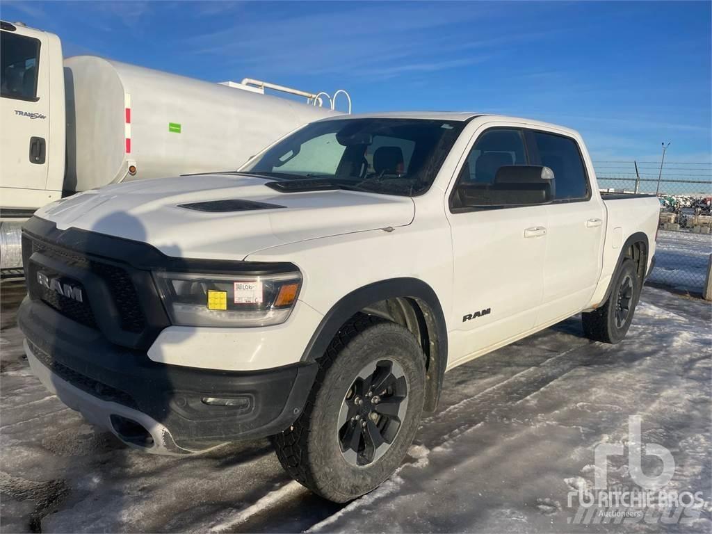 RAM 1500 皮卡.傳統半斗卡車/側卸板