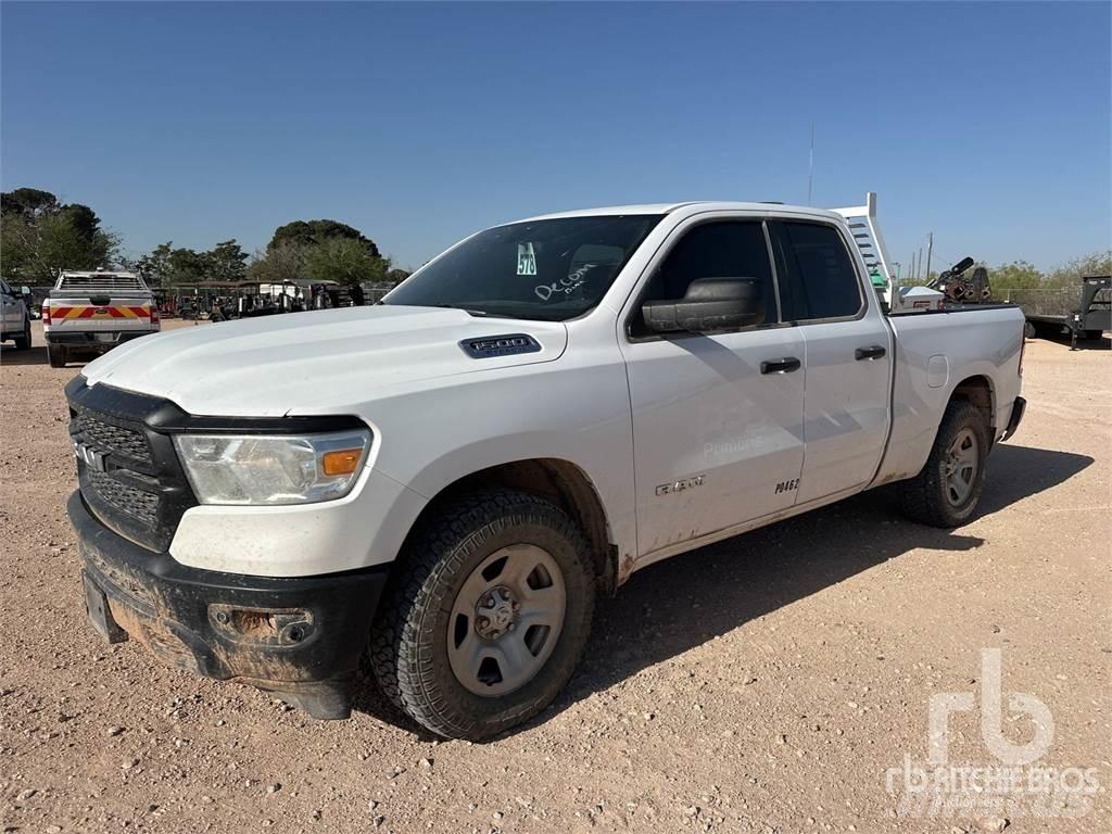 RAM 1500 皮卡.傳統半斗卡車/側卸板