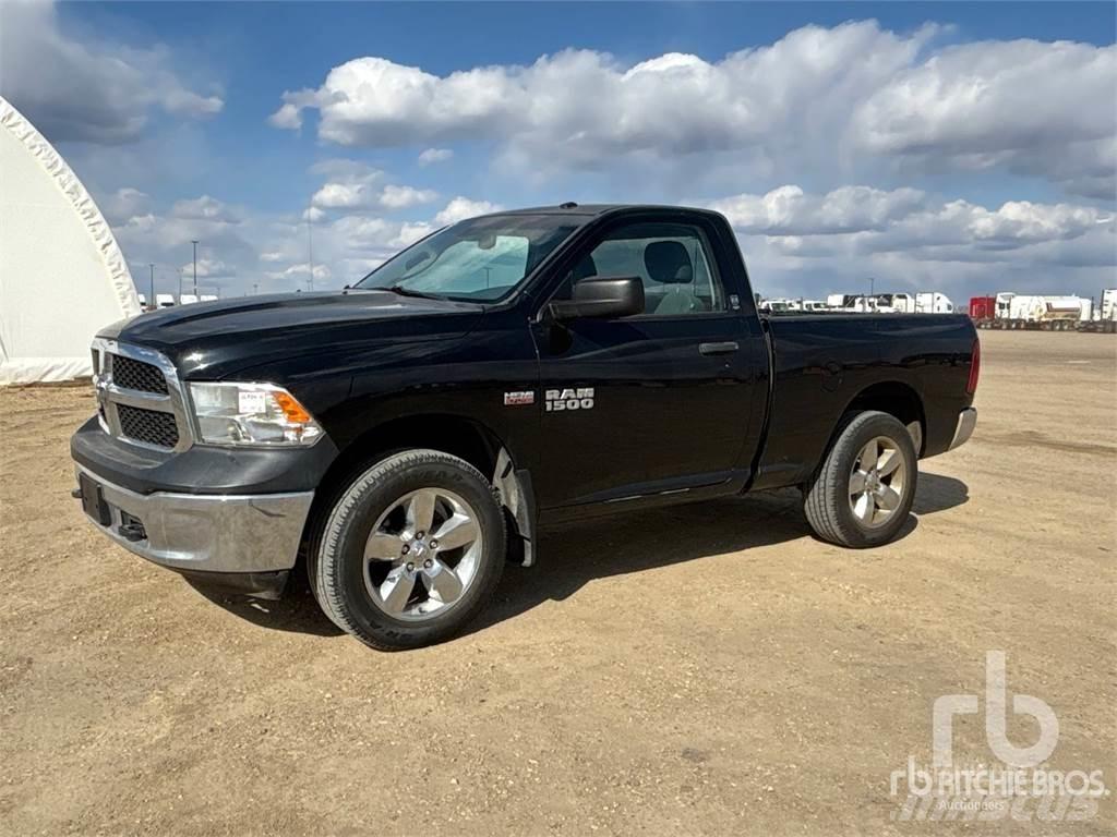 RAM 1500 皮卡.傳統半斗卡車/側卸板