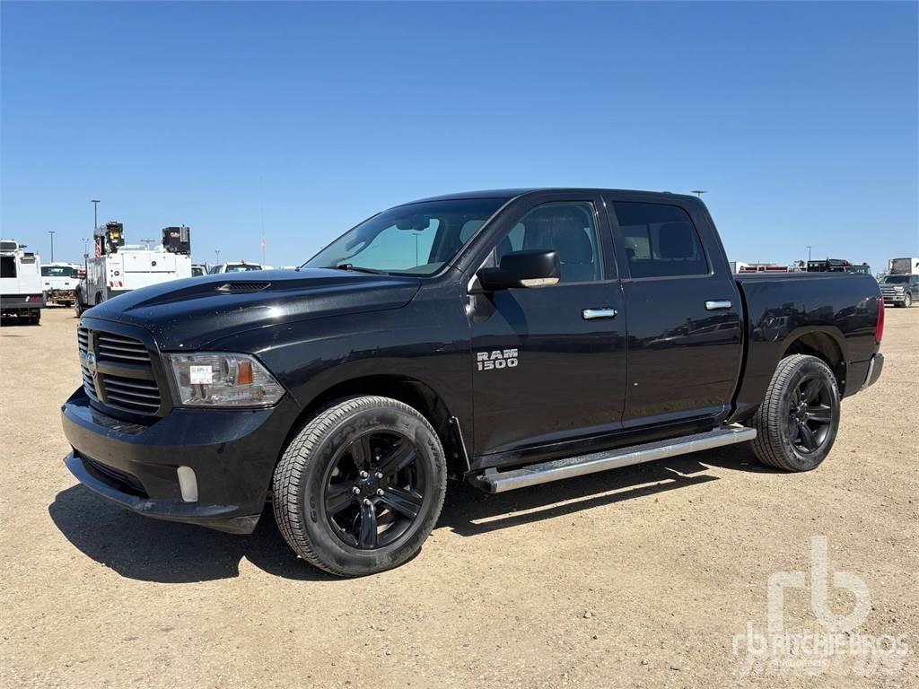 RAM 1500 皮卡.傳統半斗卡車/側卸板