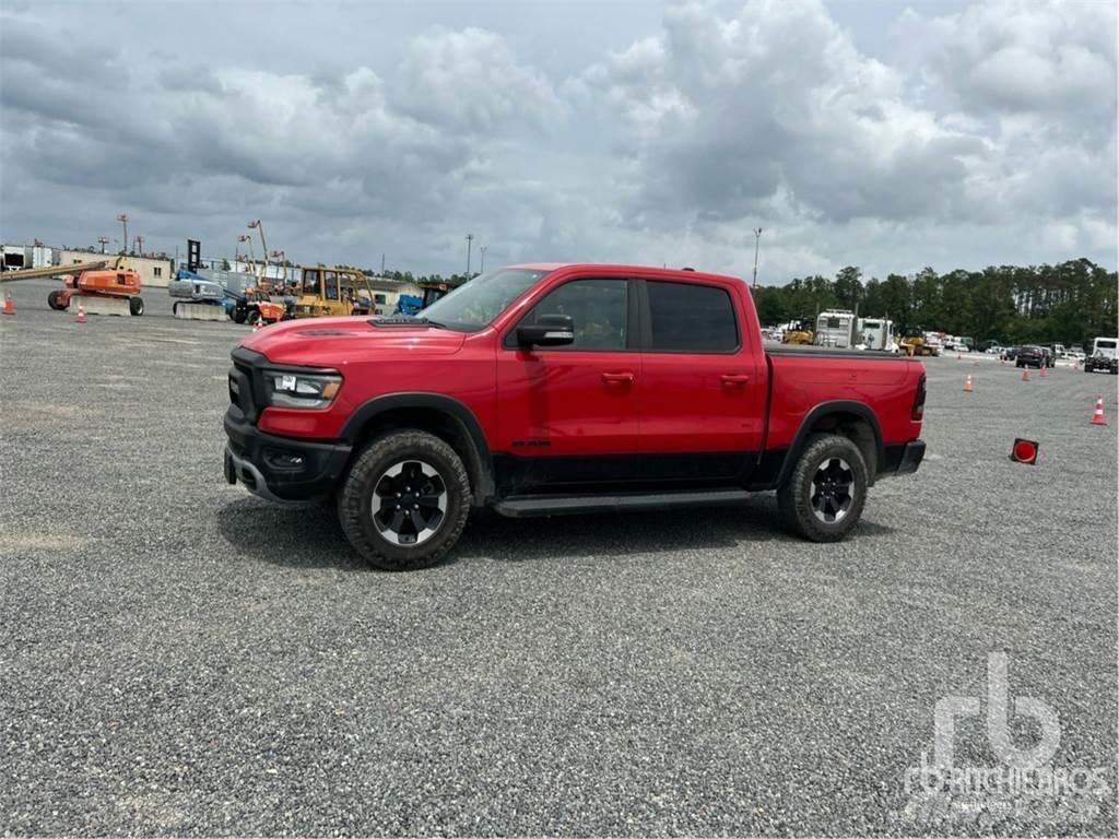 RAM 1500 皮卡.傳統半斗卡車/側卸板