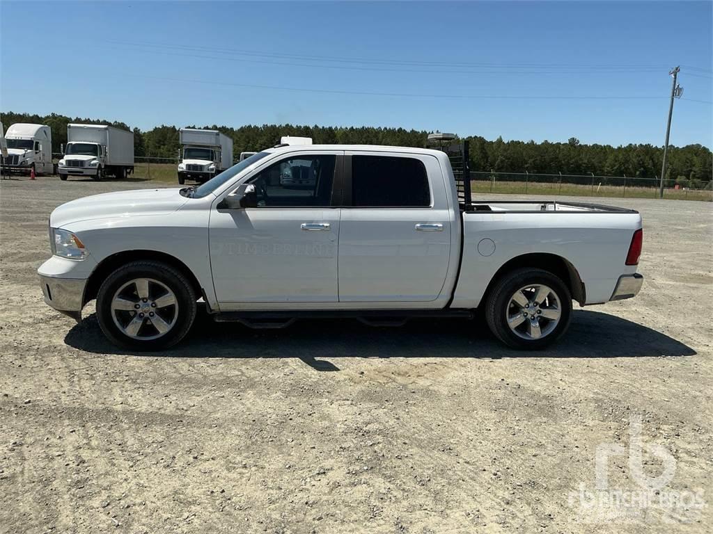 RAM 1500 皮卡.傳統半斗卡車/側卸板