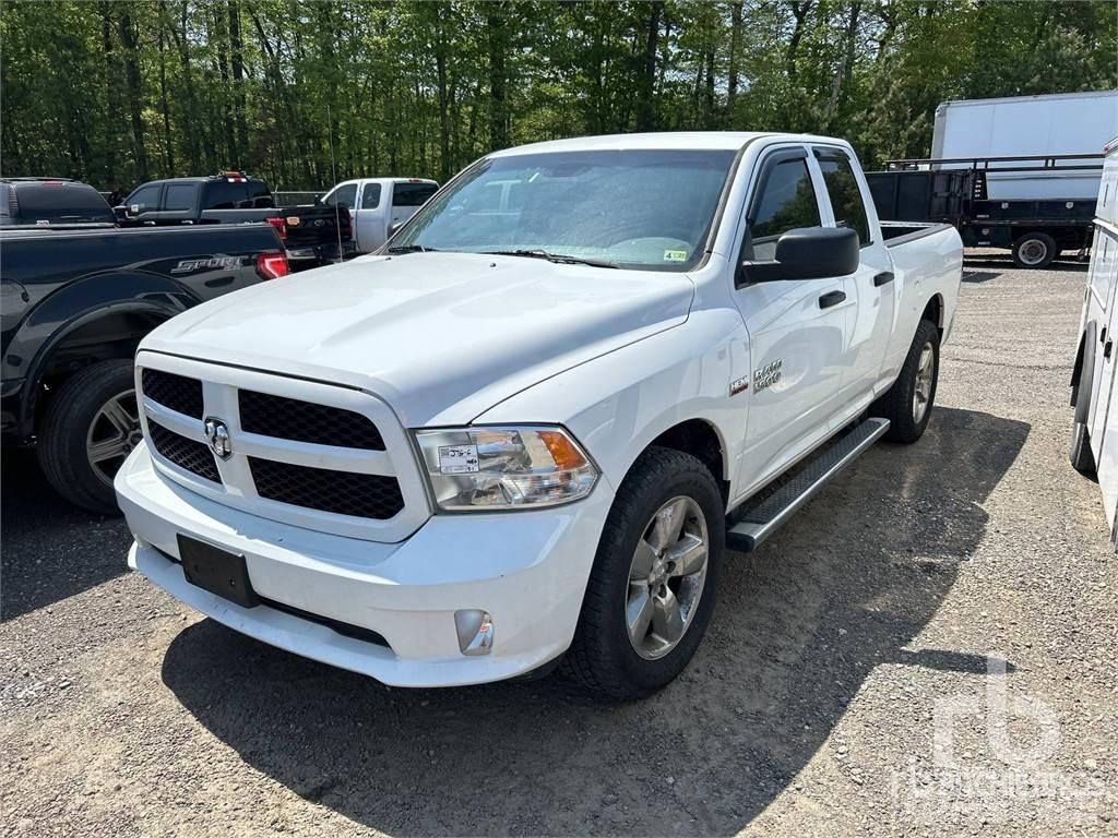 RAM 1500 皮卡.傳統半斗卡車/側卸板