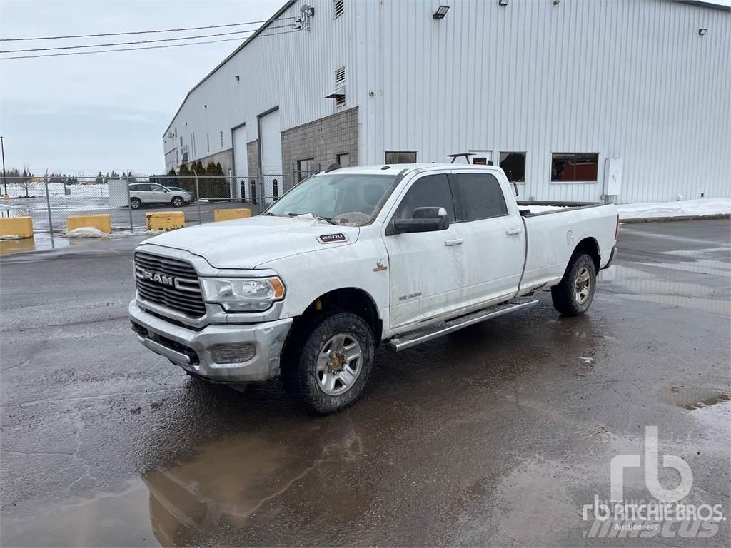 RAM 2500 皮卡.傳統半斗卡車/側卸板