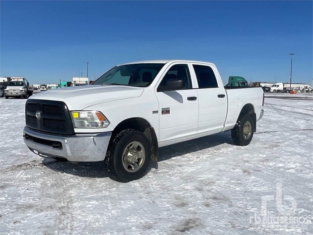 RAM 2500 皮卡.傳統半斗卡車/側卸板