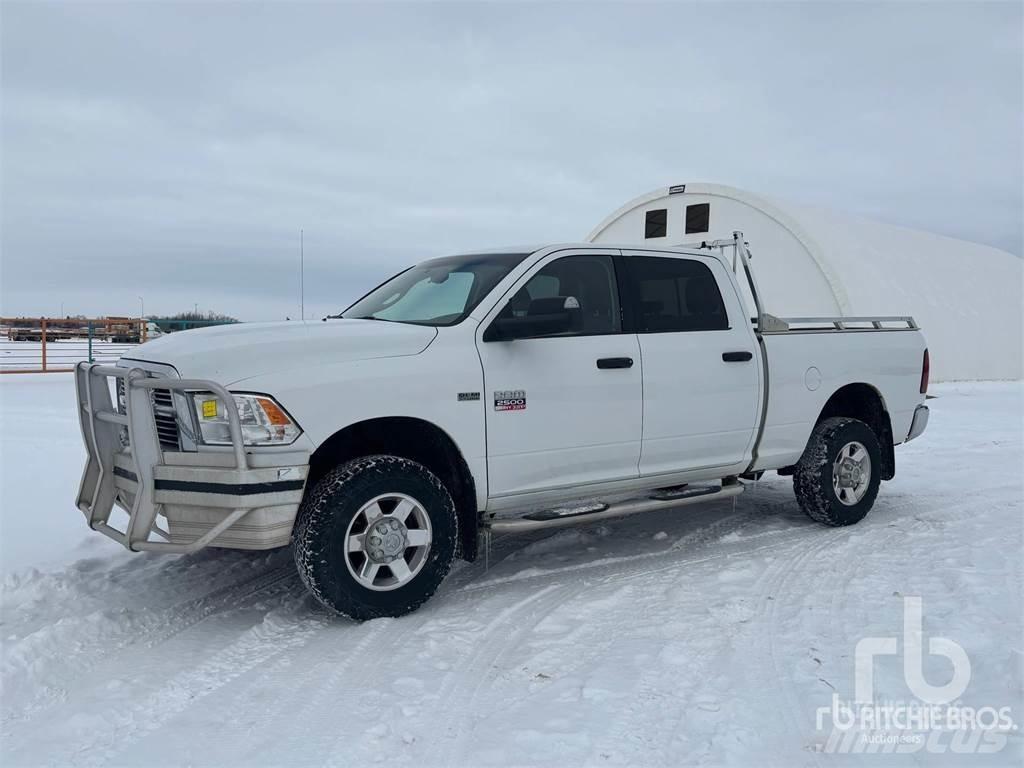 RAM 2500 皮卡.傳統半斗卡車/側卸板