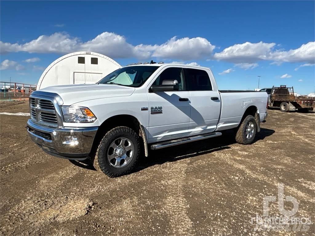 RAM 2500 皮卡.傳統半斗卡車/側卸板