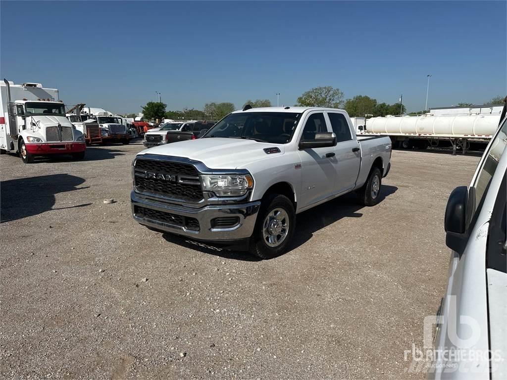 RAM 2500 皮卡.傳統半斗卡車/側卸板