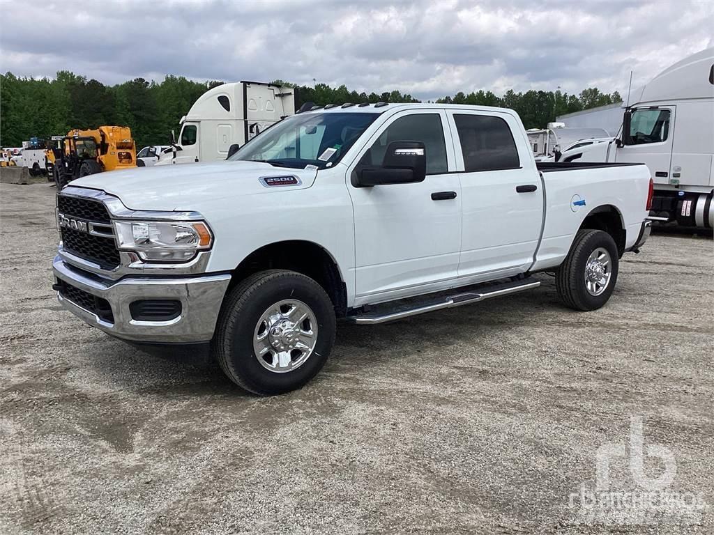 RAM 2500 皮卡.傳統半斗卡車/側卸板