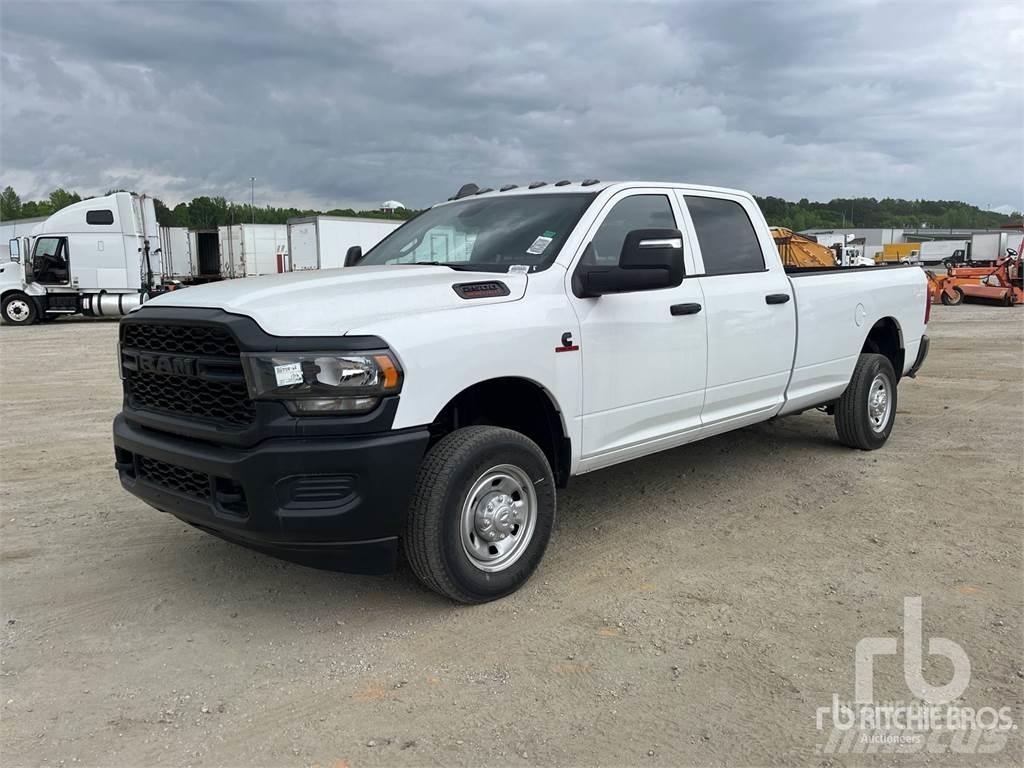 RAM 2500 皮卡.傳統半斗卡車/側卸板