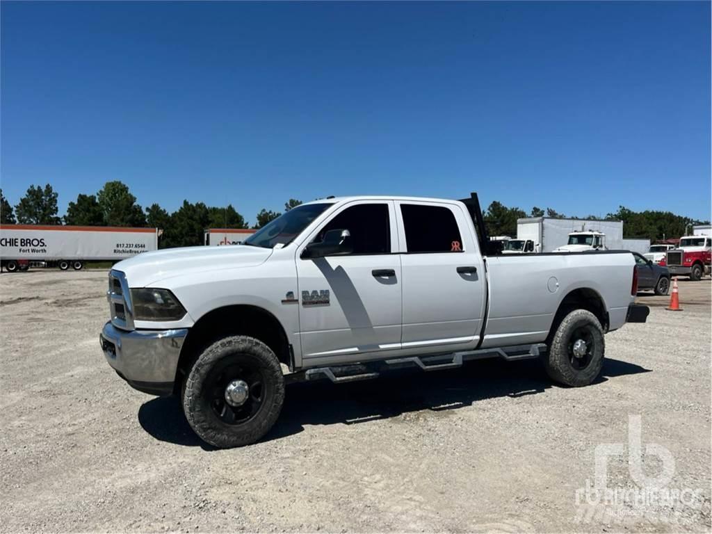 RAM 2500 皮卡.傳統半斗卡車/側卸板